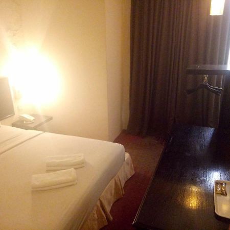 Hotel Sri Sutra Sunway Mentari Petaling Jaya Exterior photo