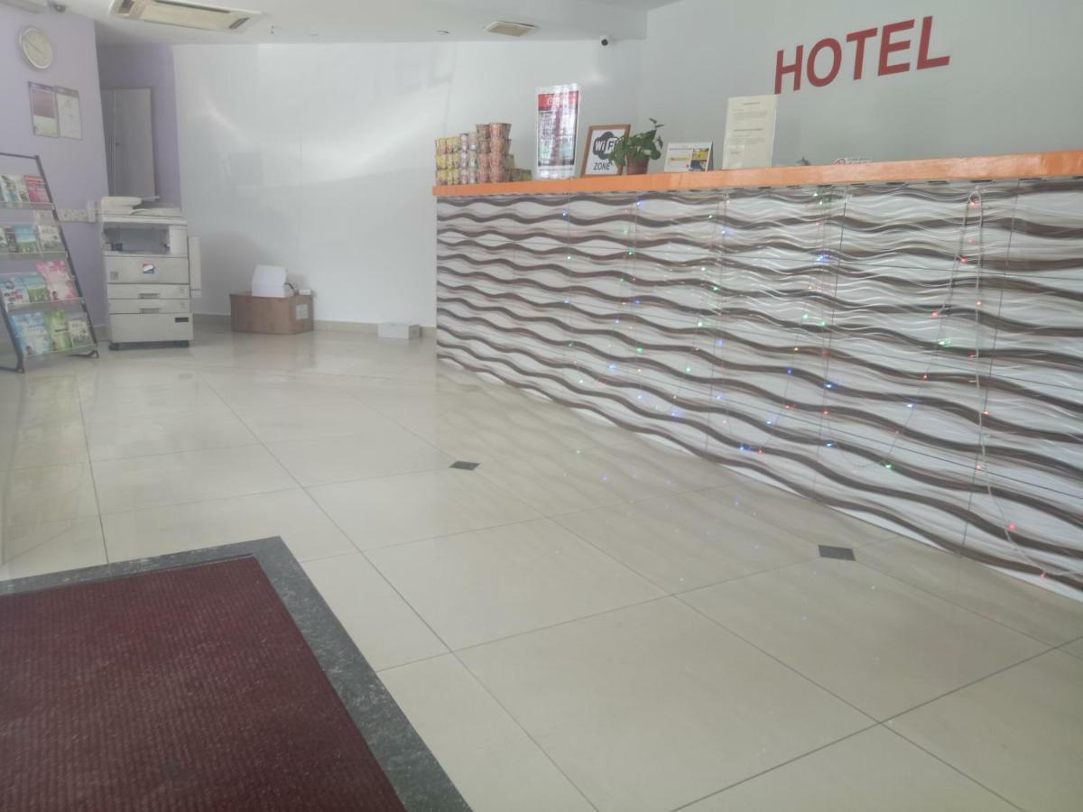 Hotel Sri Sutra Sunway Mentari Petaling Jaya Exterior photo